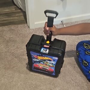 Black Car Case With Cars